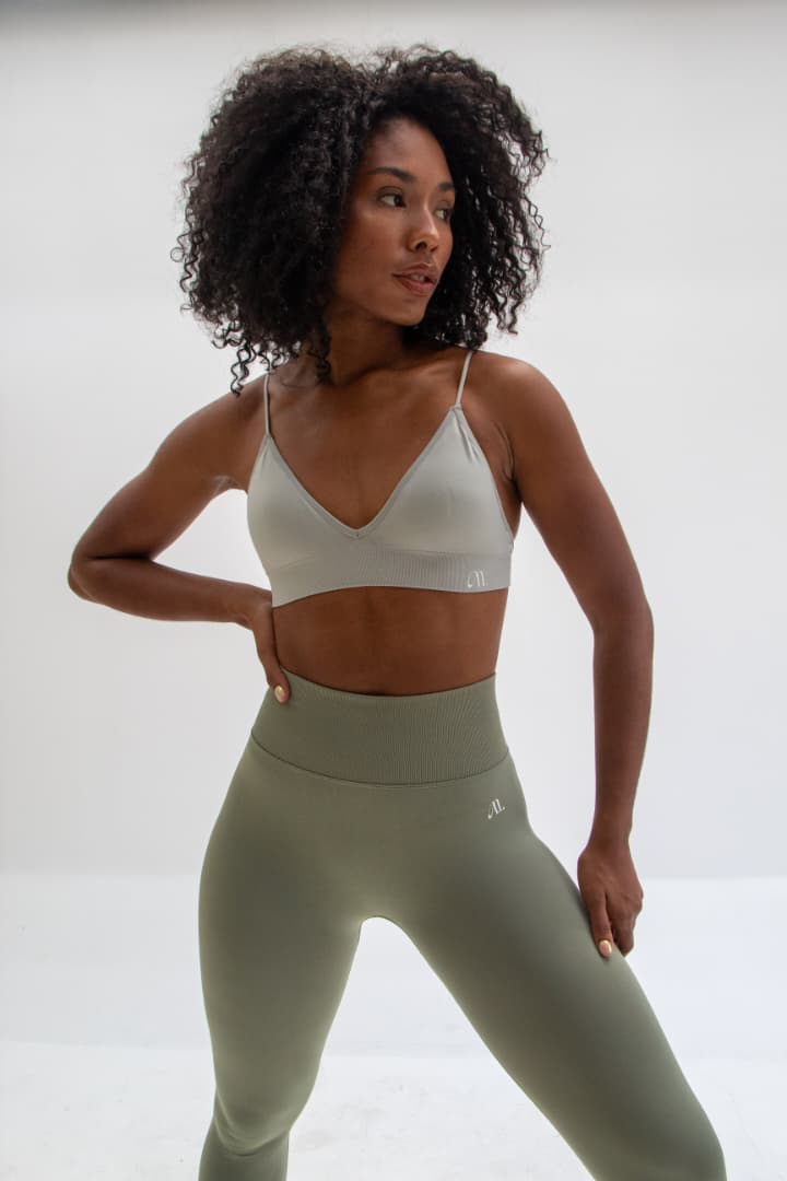 Sport bra triángulo