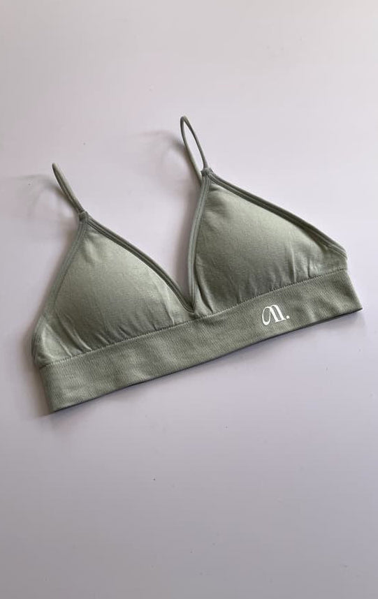 Sport bra triángulo