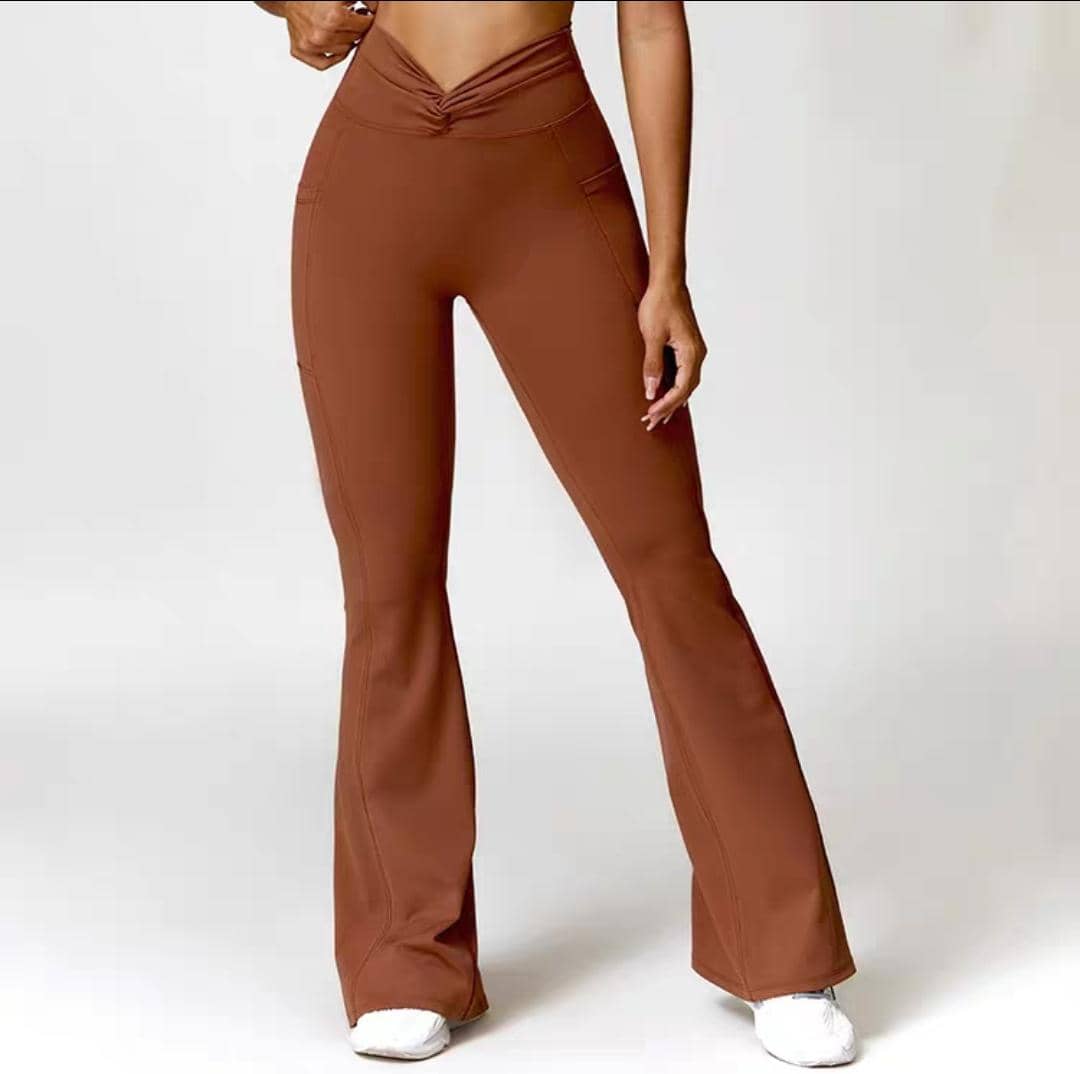 ⁠Flared pants con nudo