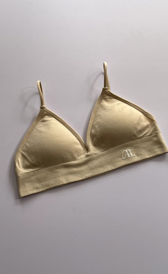 Sport bra triángulo