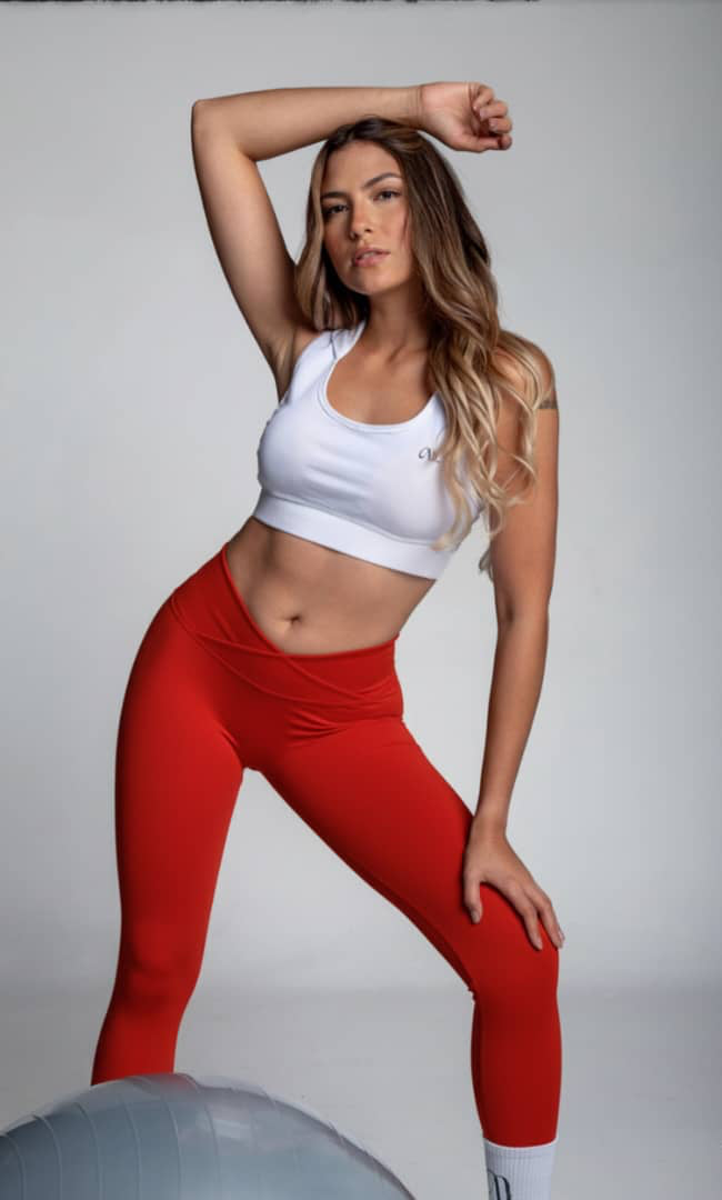⁠Legging pretina cruzada
